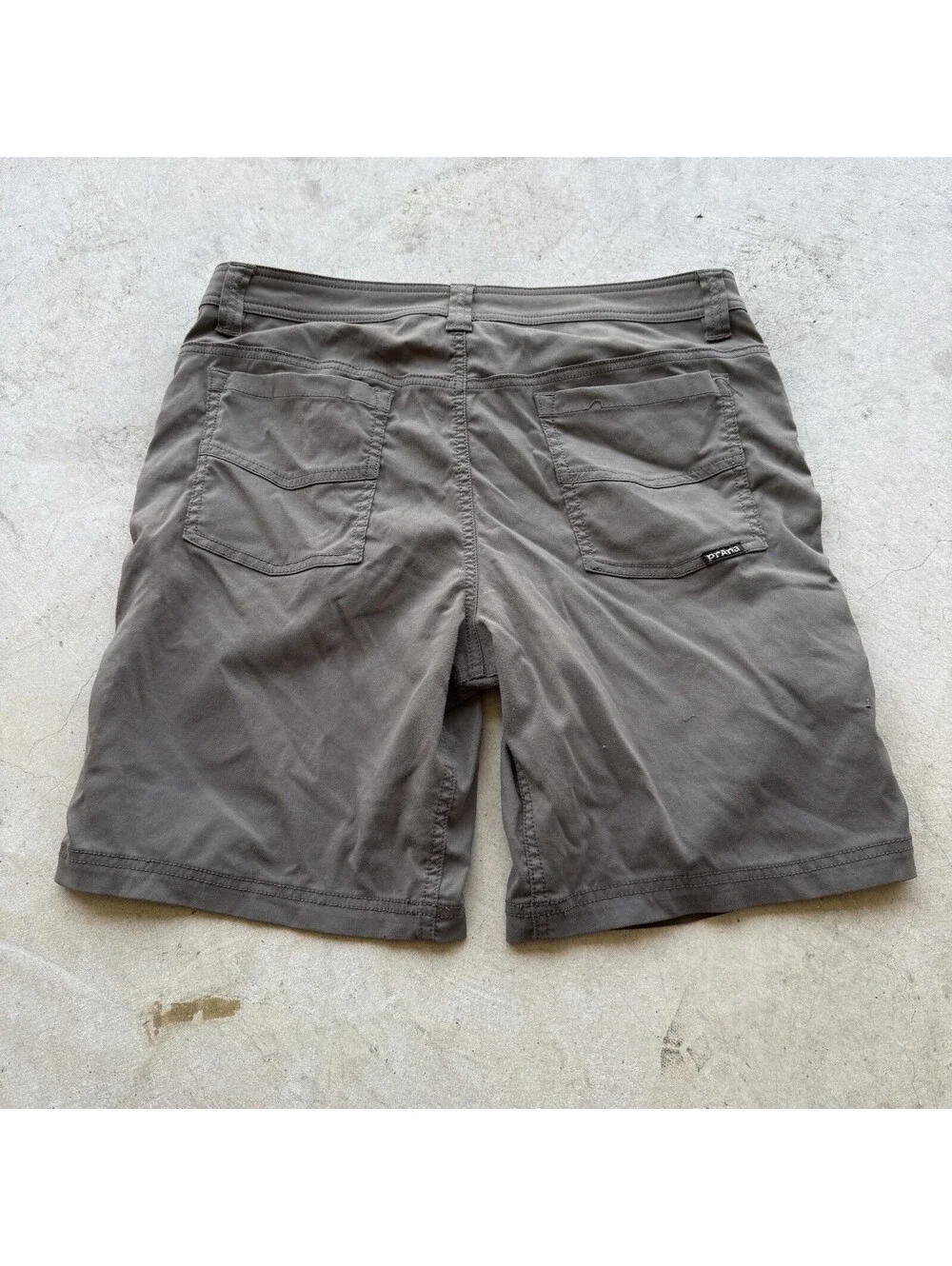 prAna Shorts Mens 33x9 Brown 5 Pocket Casual Hiking Outdoor Performance